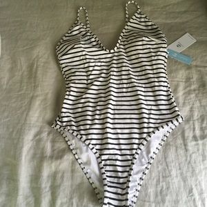 Brand new cupshe swimsuit